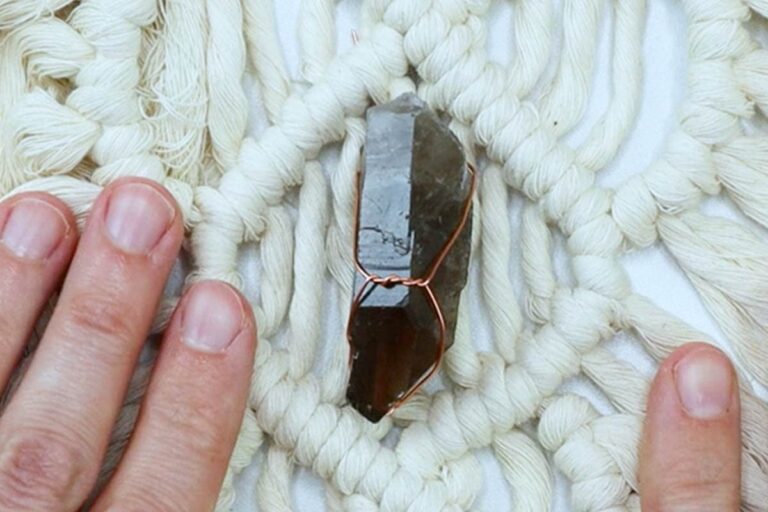 How to Make a Macrame Feather Wall Hanging (Tutorial) | Marching North