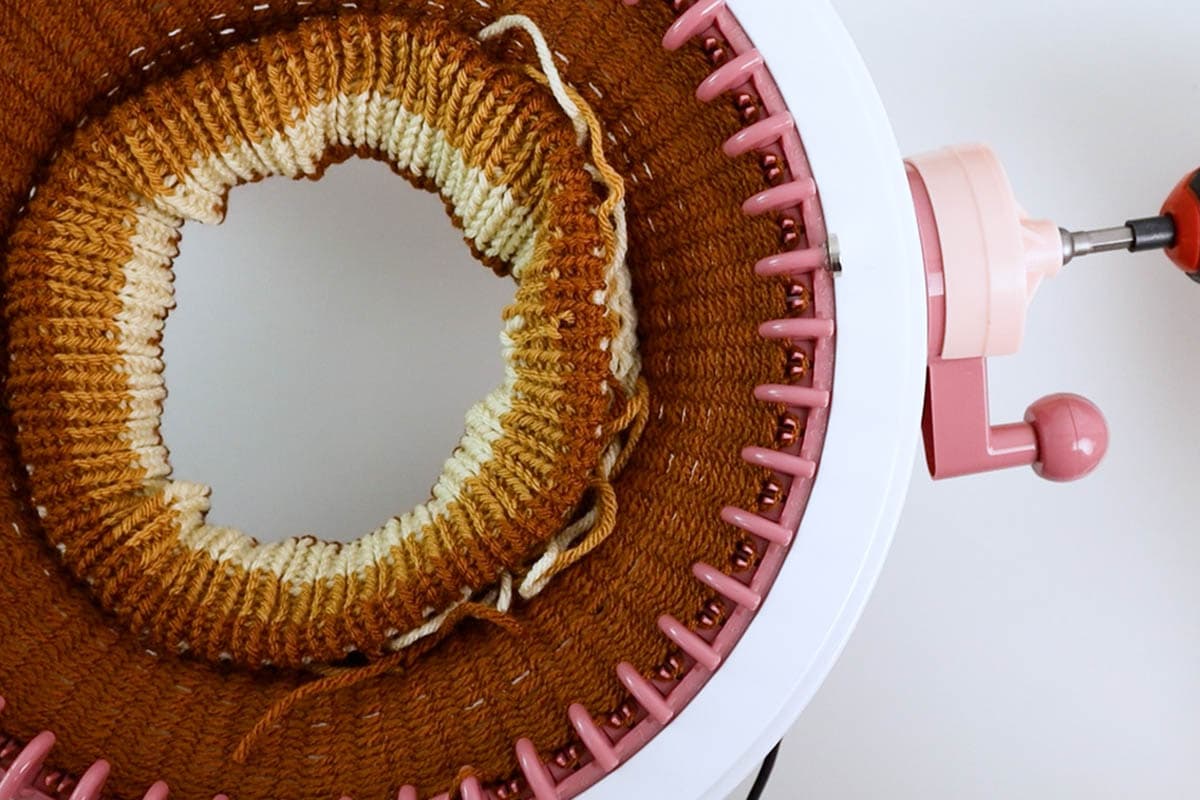 Marching Pattern Machine Free Striped Knitting Machine Hat Pattern (Reversible!) | Marching North