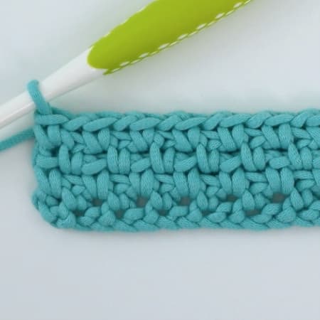 How to Loom Knit a Baby Hat (in 2 Sizes!)