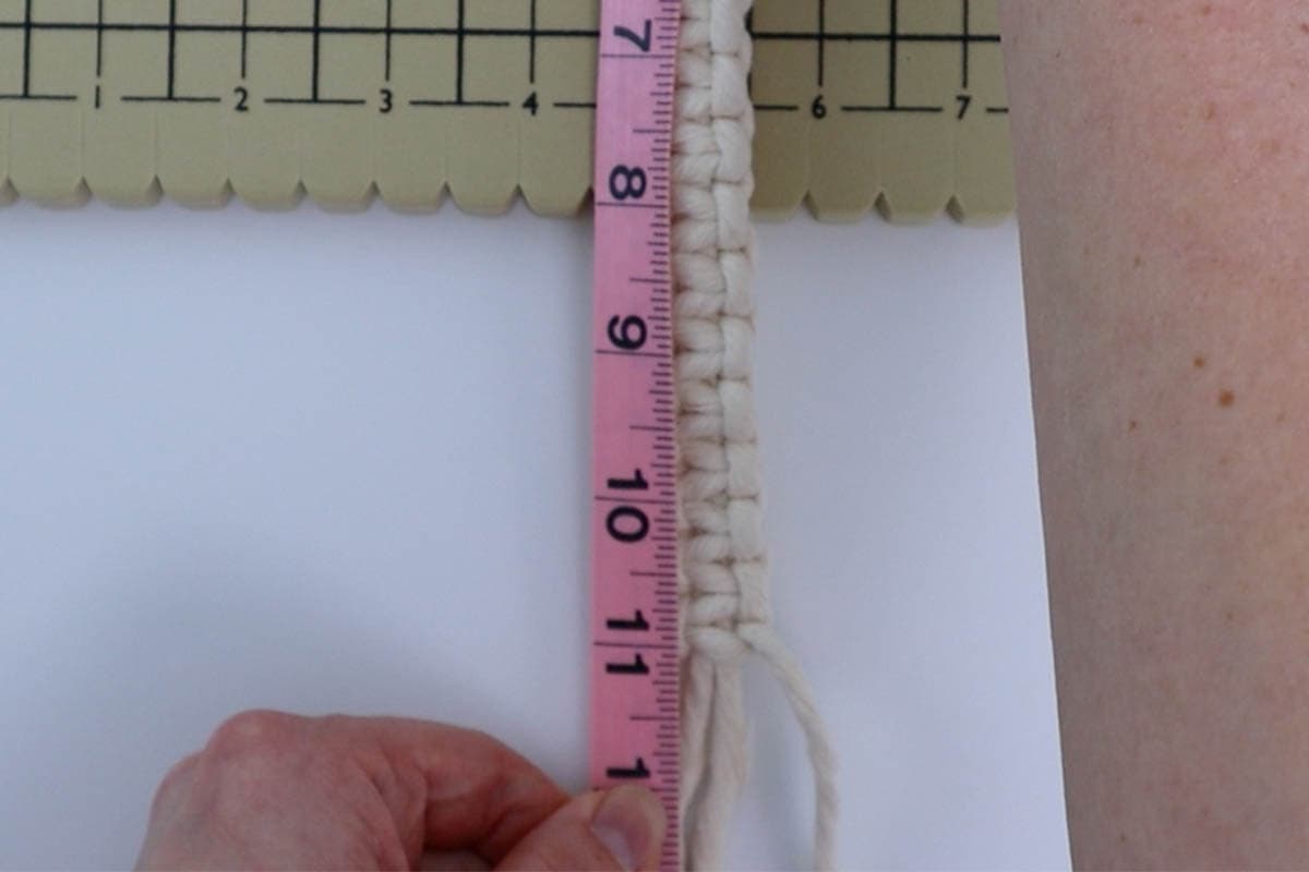 knotted section is about 11 inches long