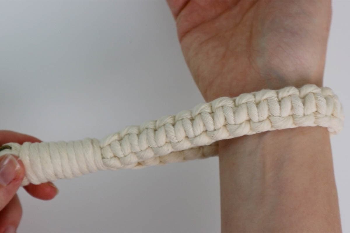 DIY Macrame Wristlet Keychain (2 Ways!) Easy Tutorial Marching North