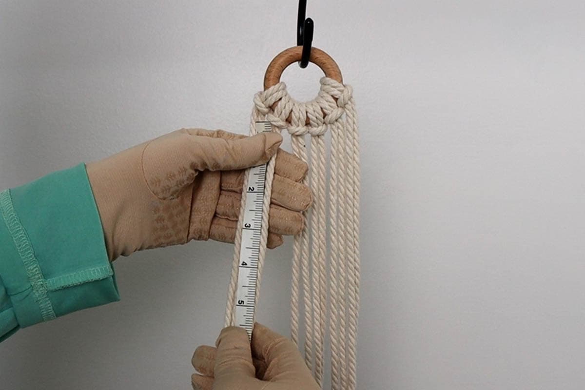 measuring down to make the first knots