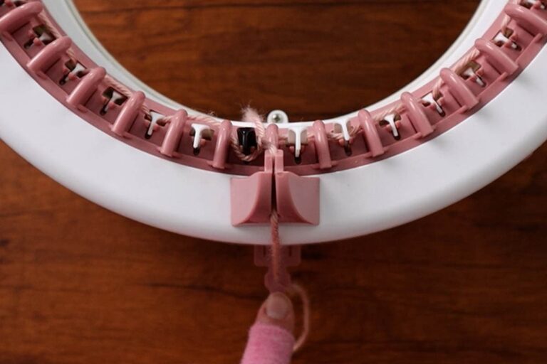 Marching Pattern Machine Free Twisted Knitting Machine Headband Pattern (40 Hook Sentro or Addi ...