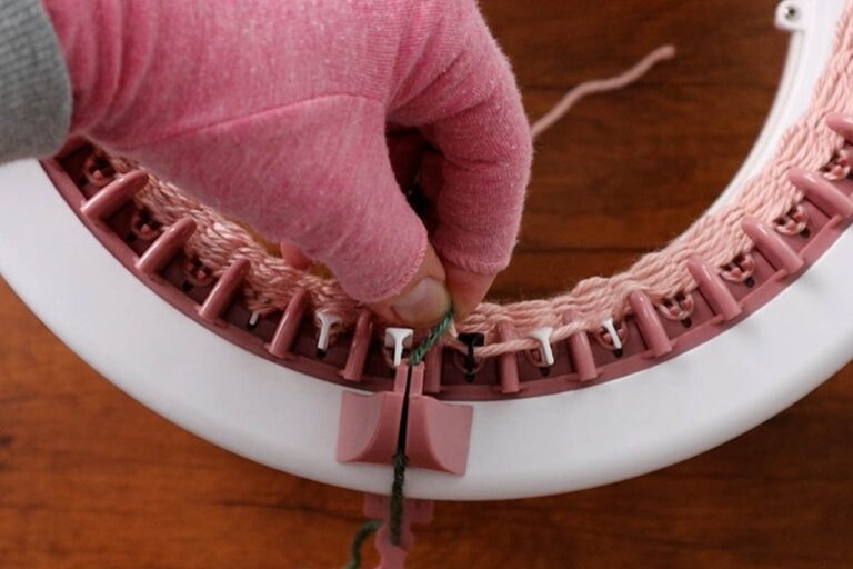 Marching Pattern Machine Free Twisted Knitting Machine Headband Pattern (40 Hook Sentro or Addi ...