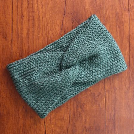 Finished twisted knitting machine headband sentro free pattern