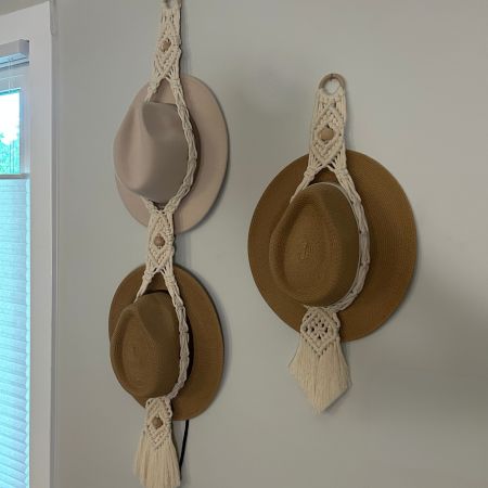 featured image for double macrame hat hanger post