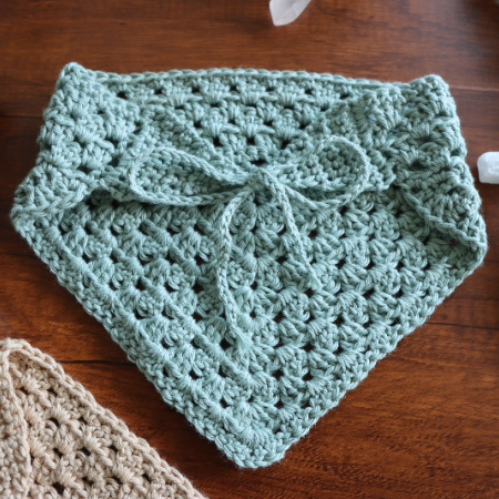 featured image for Unruffled granny crochet bandana