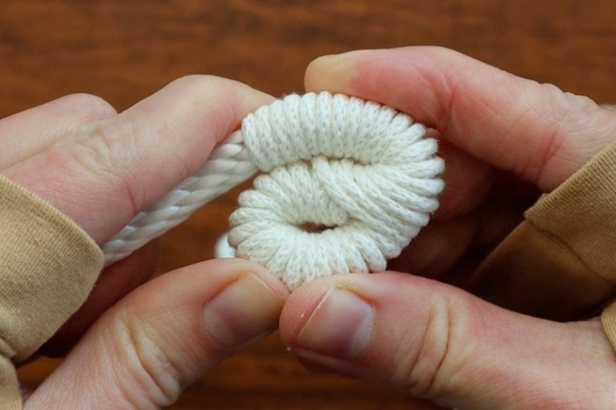How to Make a Coiled Rope Basket (Easy DIY Tutorial for Beginners ...