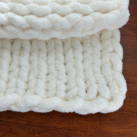 finger knit blanket perfect edges featured image