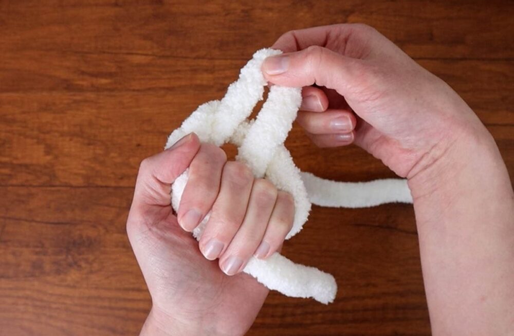 doing a slip knot