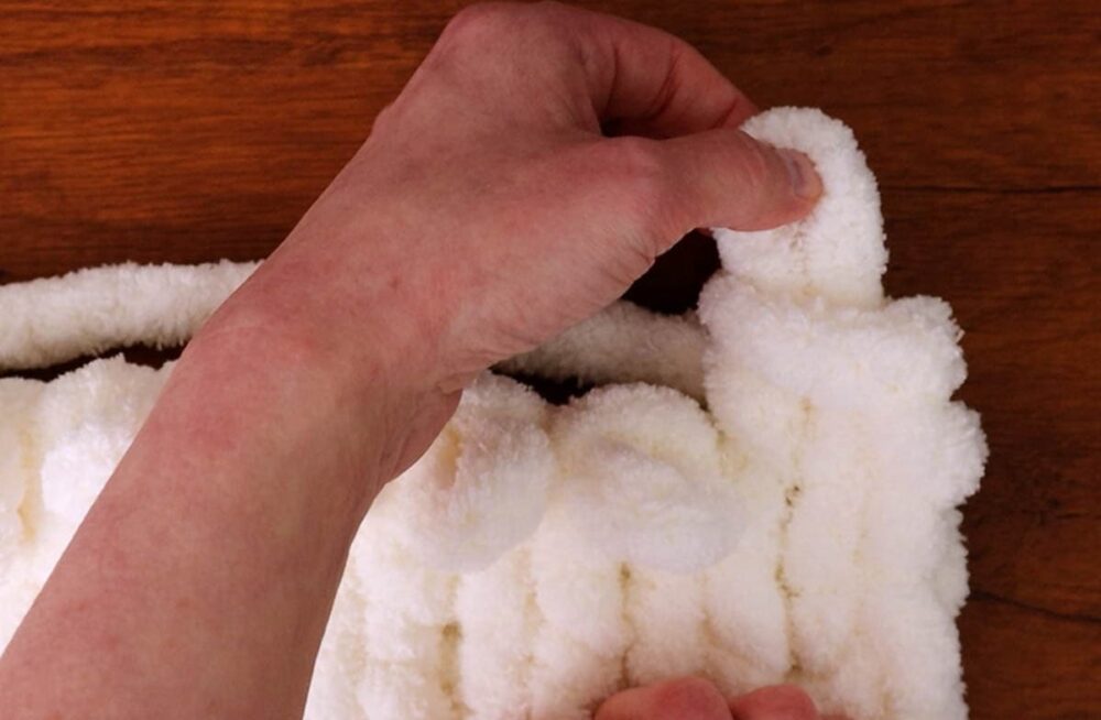 doing the cast off row