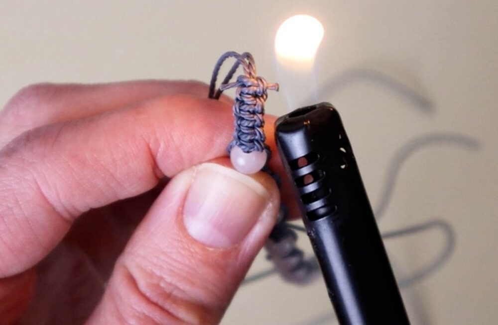 melting down the ends of the working cords