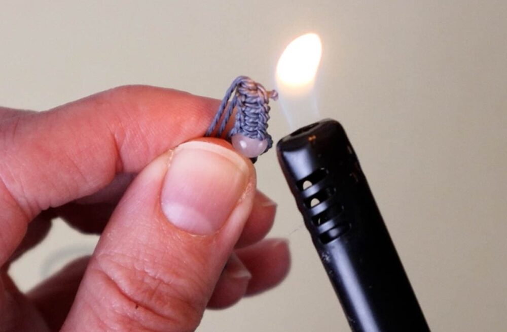 melting down the ends of the working cords