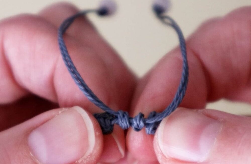 finished sliding knot closure